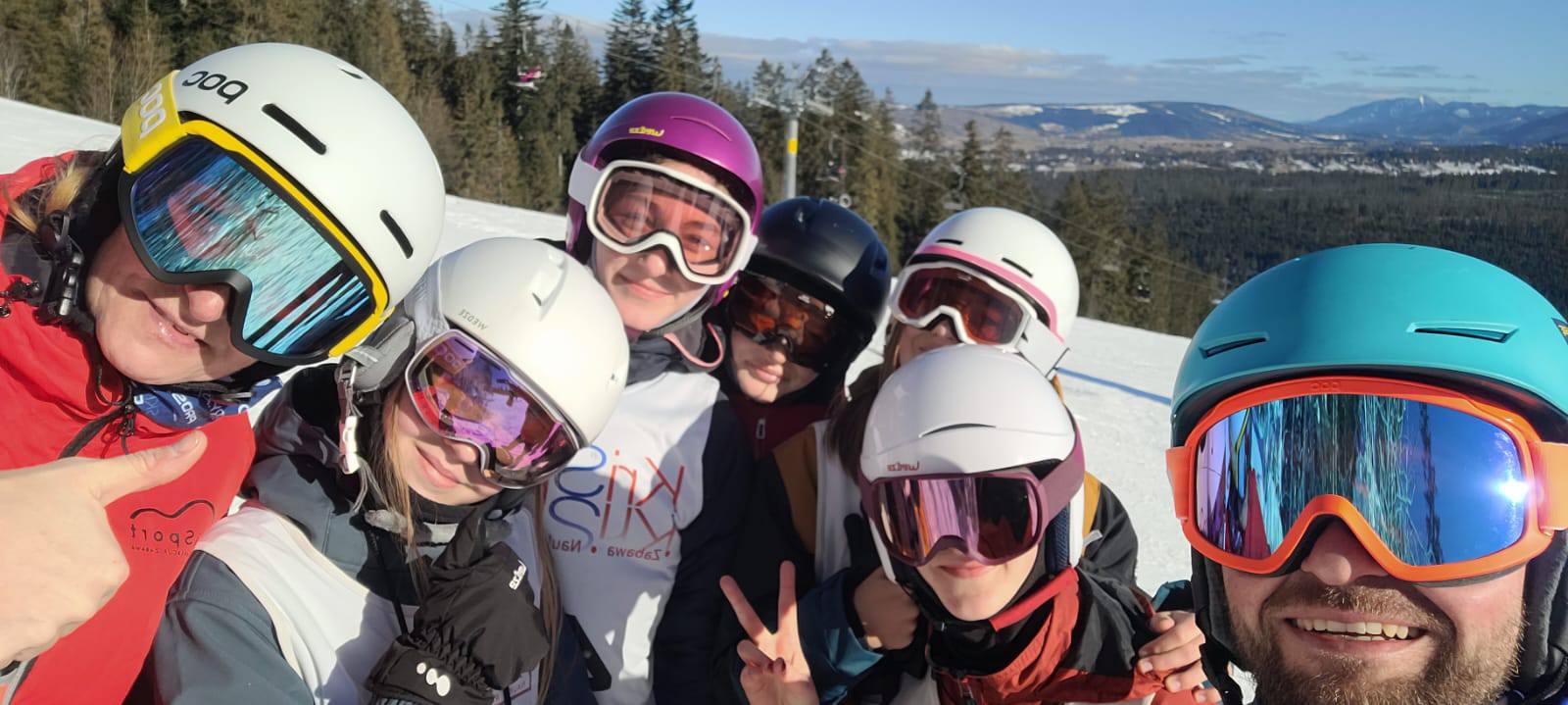 news 28.02.2026. ZAPRASZAMY OSTATNIE Z PODSTAWOWYCH PLANOWANYCH W TYM SEZONIE ZAJĘĆ WEEKENDOWEJ SZKÓŁKI NARCIARSKO - SNOWBOARDOWEJ!